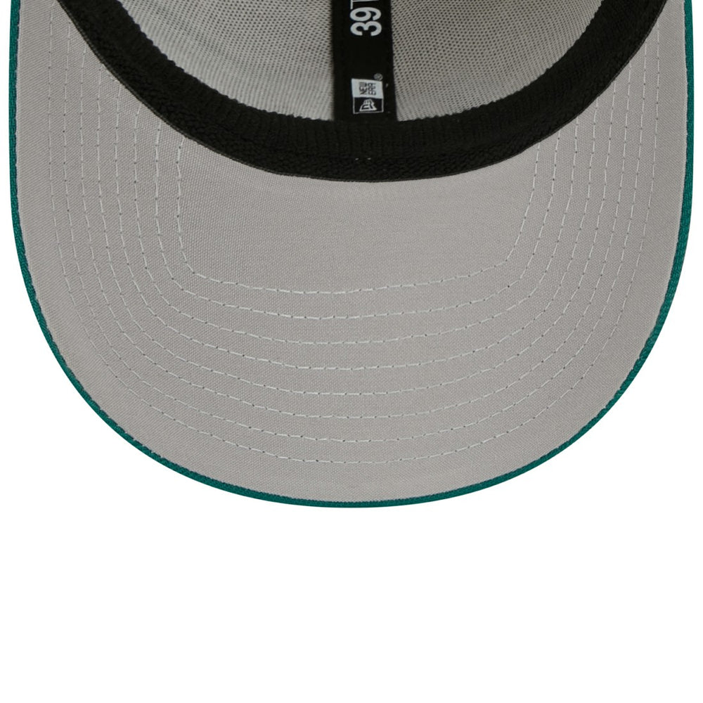 New York Jets New Era 2023 Sideline Historic 39THIRTY Flex Hat Cream/Kelly Green - NFL