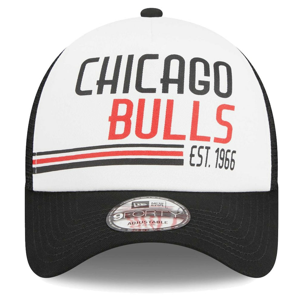 New Era - Chicago Bulls Lift Pass Foam Front Trucker 9FORTY Adjustable Hat - White