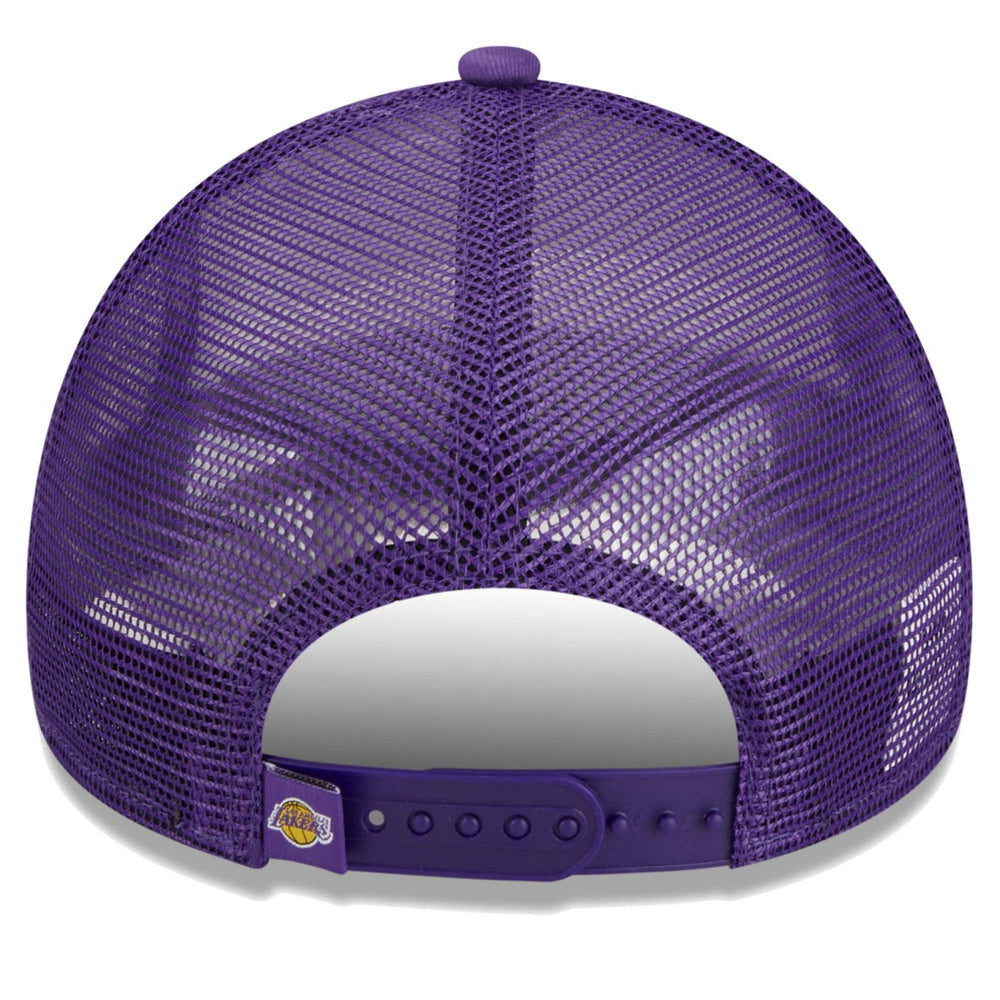 New Era - Los Angeles Lakers Lift Pass Foam Front Trucker 9FORTY Adjustable Hat - White