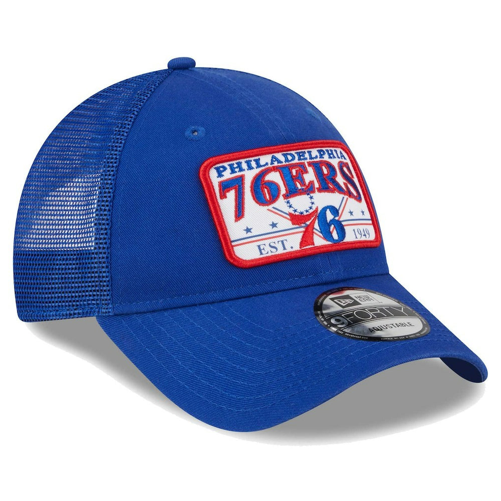 New Era - Philadelphia 76ers Plate Oversized Patch Trucker 9FORTY Adjustable Hat - Royal