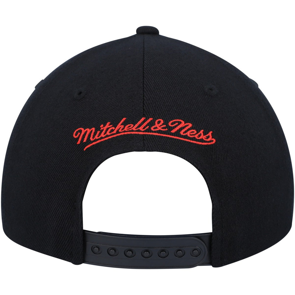 Mitchell & Ness - Toronto Raptors MVP Team Two-Tone 2.0 Stretch-Snapback Hat - Black/Red