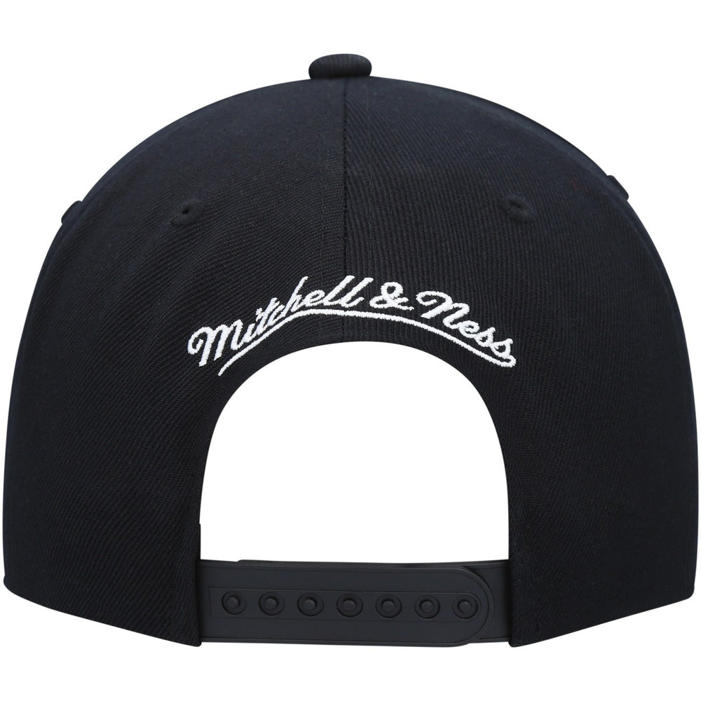 Mitchell & Ness - Utah Jazz Hardwood Classics Script 2.0 Snapback Hat - Black