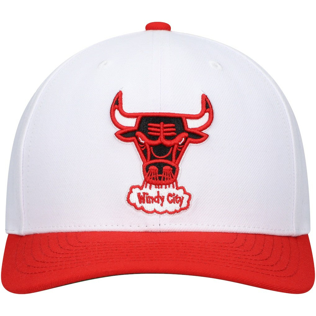Mitchell & Ness - Chicago Bulls Hardwood Classics Core 2-Tone 2.0 Pro Snapback Hat - White/Red