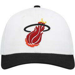 Mitchell & Ness - Miami Heat Hardwood Classics Core 2-Tone 2.0 Pro Snapback Hat - White/Black