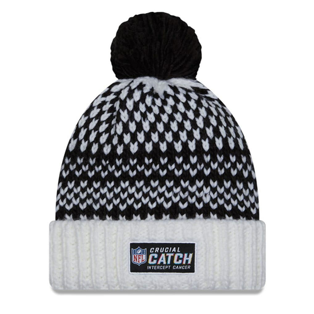 Cleveland Browns New Era Women's 2023 NFL Crucial Catch Cuffed Pom Knit Hat Black/White - NFL