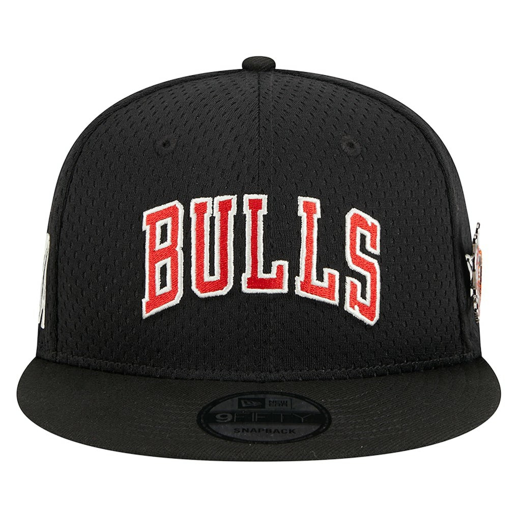 New Era - Chicago Bulls Post-Up Pin Mesh 9FIFTY Snapback Hat - Black