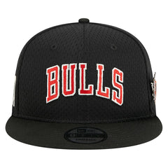 New Era - Chicago Bulls Post-Up Pin Mesh 9FIFTY Snapback Hat - Black