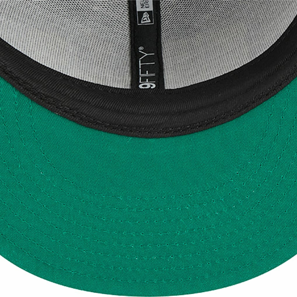 New Era - Chicago Bulls Post-Up Pin Mesh 9FIFTY Snapback Hat - Black