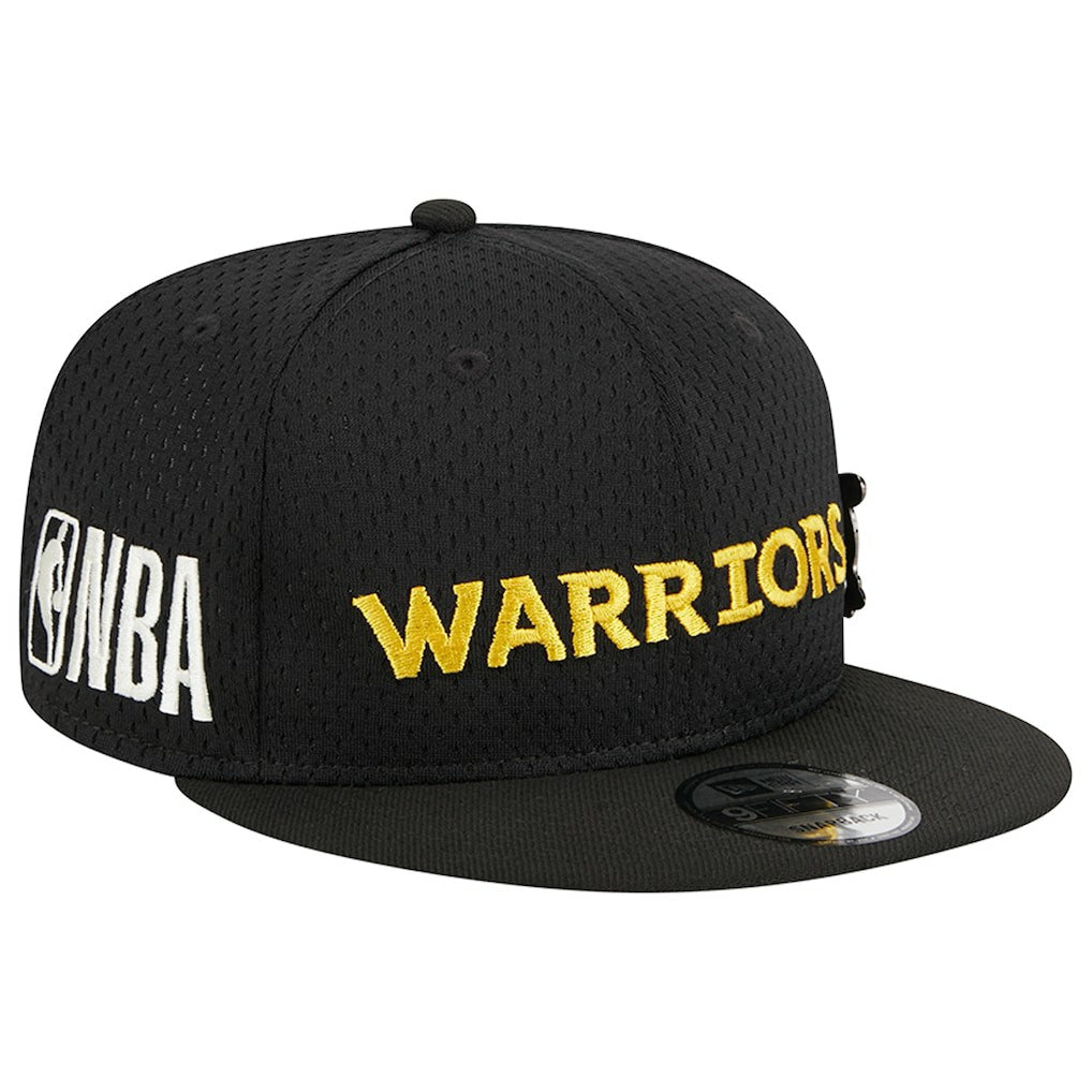 New Era - Golden State Warriors Post-Up Pin Mesh 9FIFTY Snapback Hat - Black