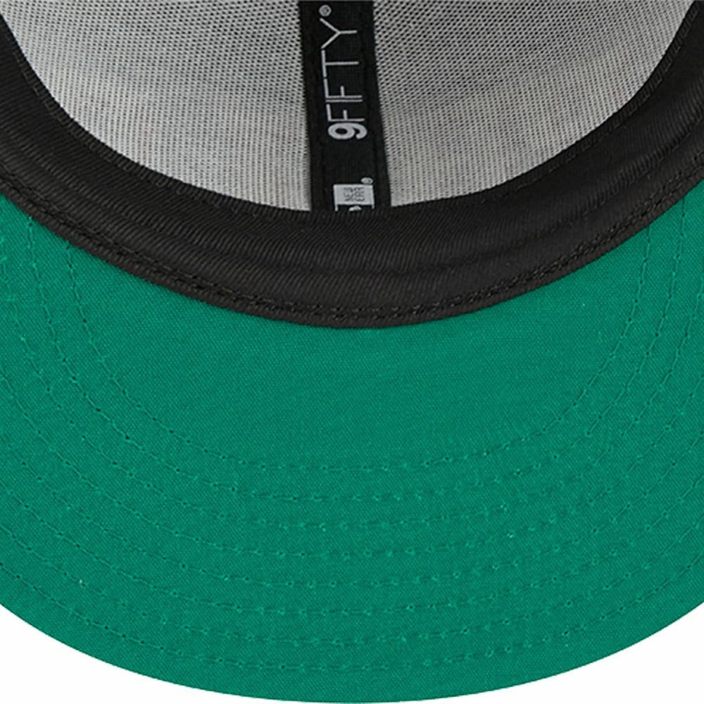New Era - Philadelphia 76ers Post-Up Pin Mesh 9FIFTY Snapback Hat - Black
