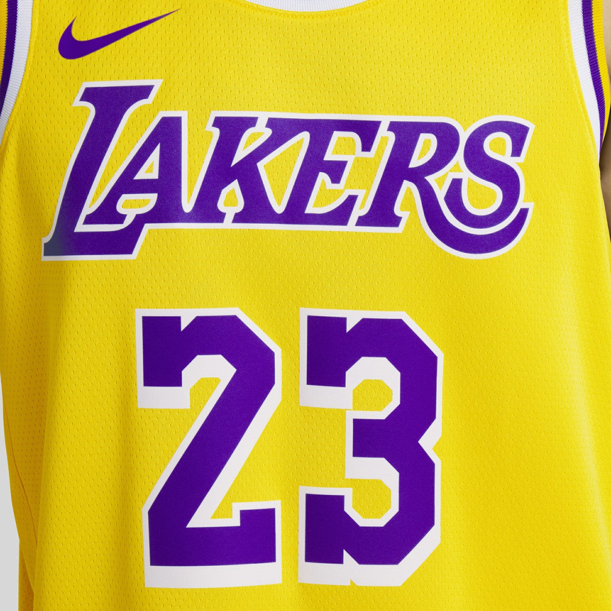 Nike - LeBron James Los Angeles Lakers Unisex Swingman Jersey - Icon Edition - Gold