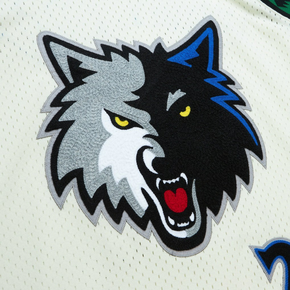 Mitchell & Ness - Kevin Garnett Minnesota Timberwolves Chainstitch Swingman Jersey - Cream