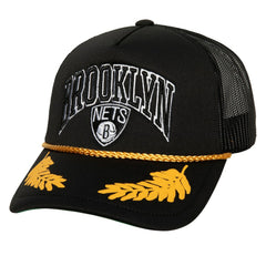 Mitchell & Ness - Brooklyn Nets Hardwood Classics Gold Leaf Mesh Trucker Snapback Hat - Black
