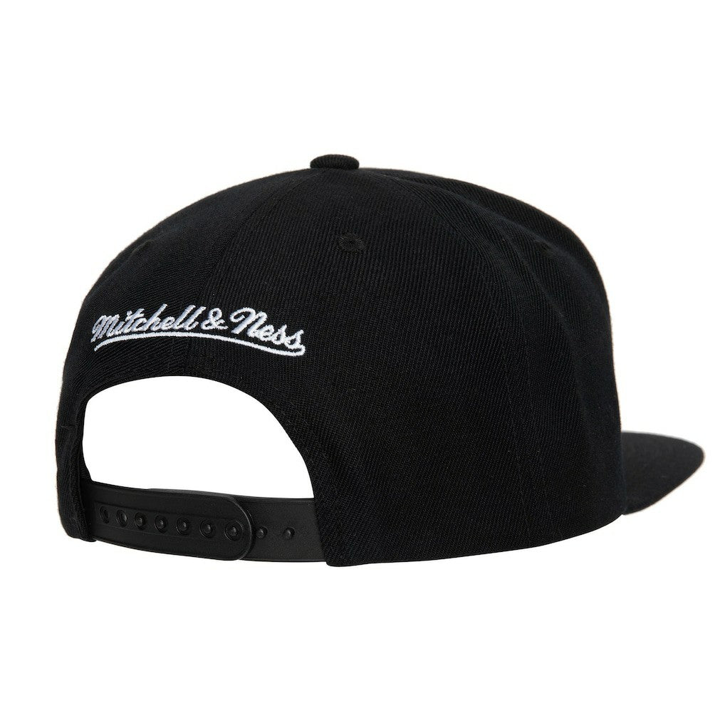 Mitchell & Ness - Golden State Warriors Hardwood Classics MVP Team Script 2.0 Snapback Hat - Black