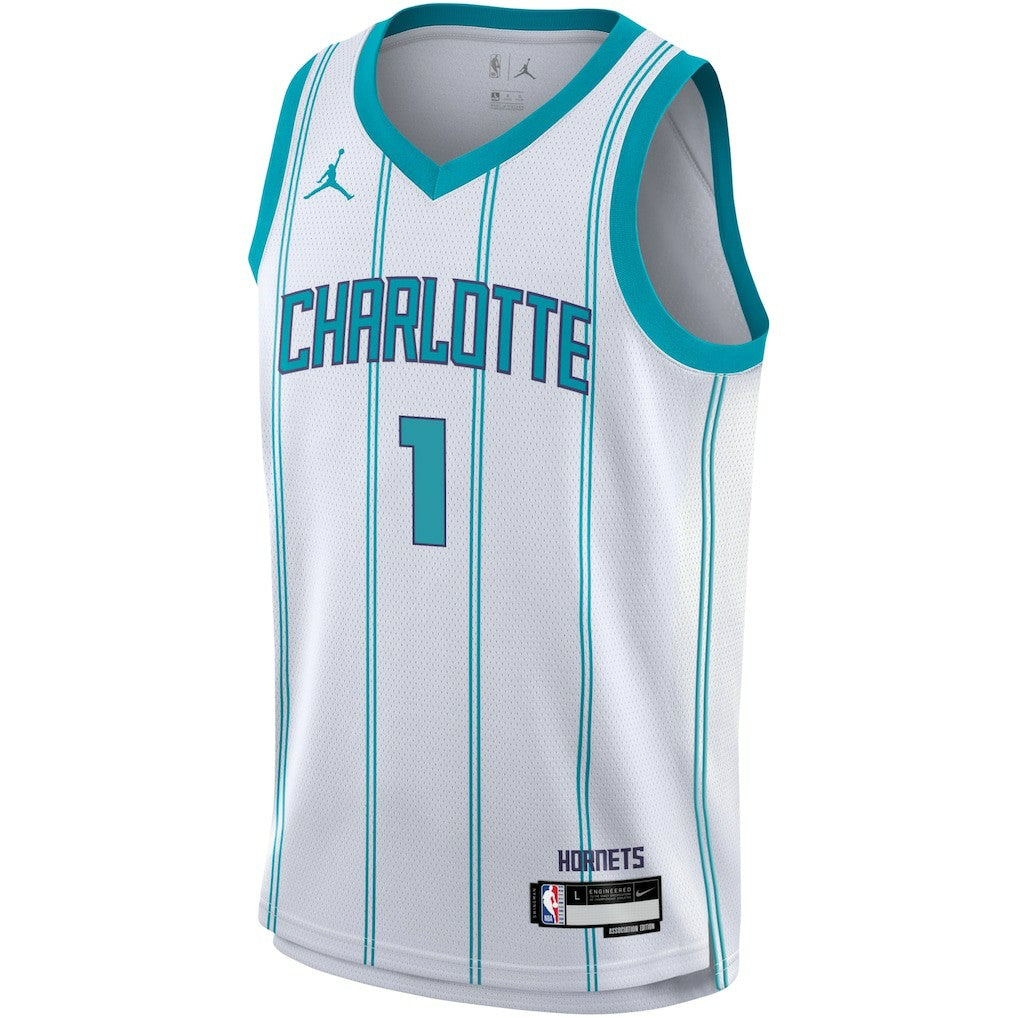 Nike - LaMelo Ball Charlotte Hornets Youth Swingman Jersey - Association Edition - White