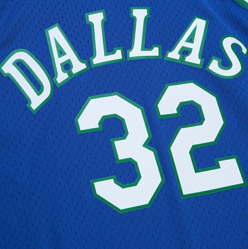 Mitchell & Ness - Jamal Mashburn Dallas Mavericks 1993/94 Hardwood Classics Swingman Jersey - Blue