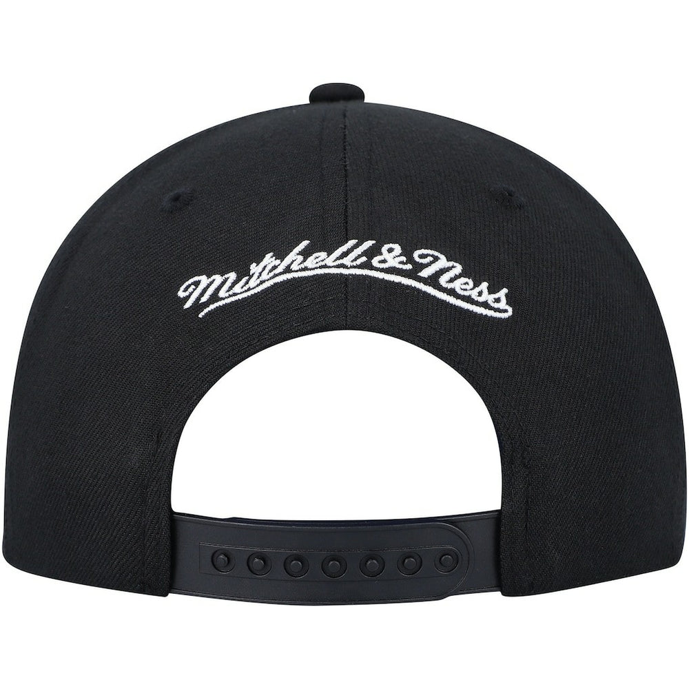 Mitchell & Ness - Chicago Bulls Soul High-Grade Fade Undervisor Snapback Hat - Black