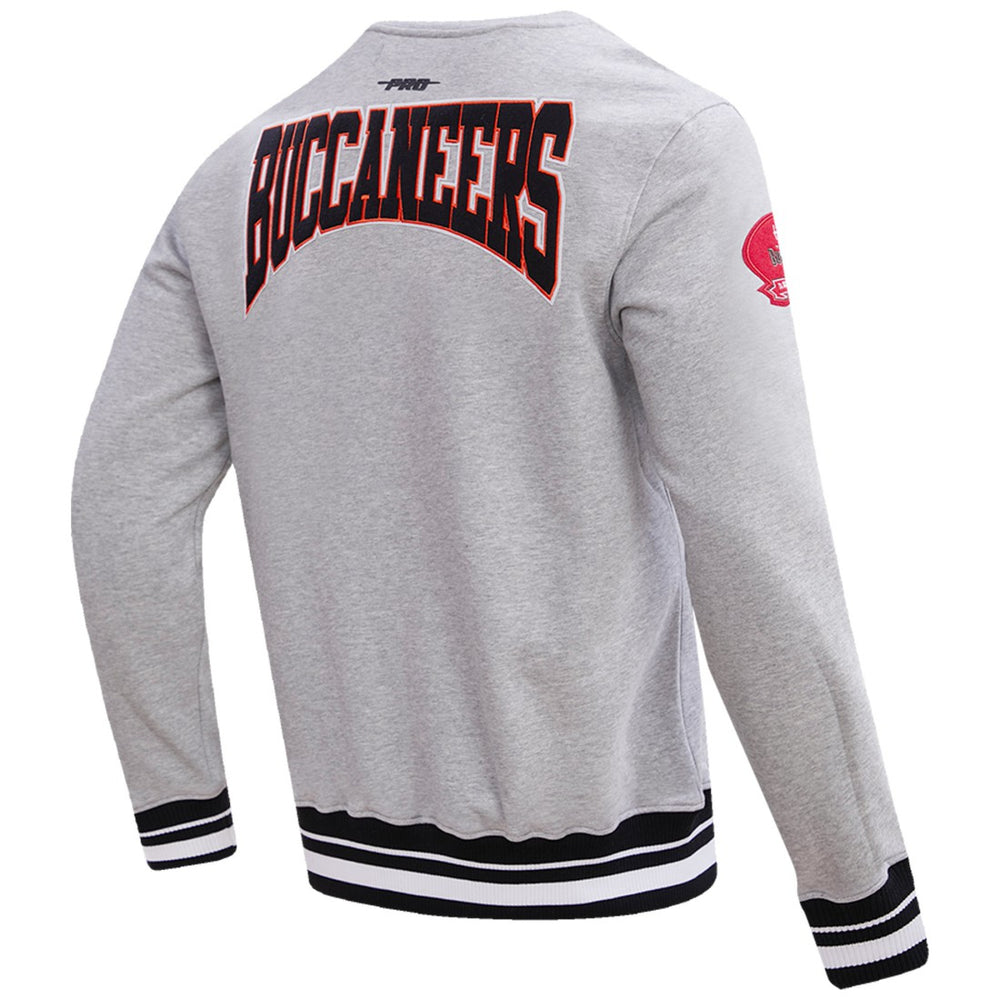 Tampa Bay Buccaneers Pro Standard Crest Emblem Pullover Sweatshirt Heather Gray - NFL