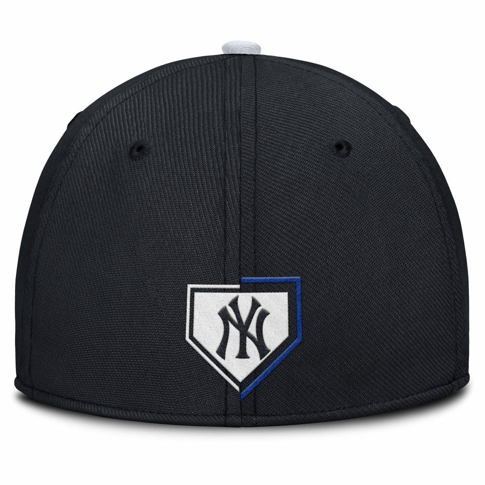 New York Yankees Nike Primetime Rise Dri-FIT Flex Hat Lifestyle