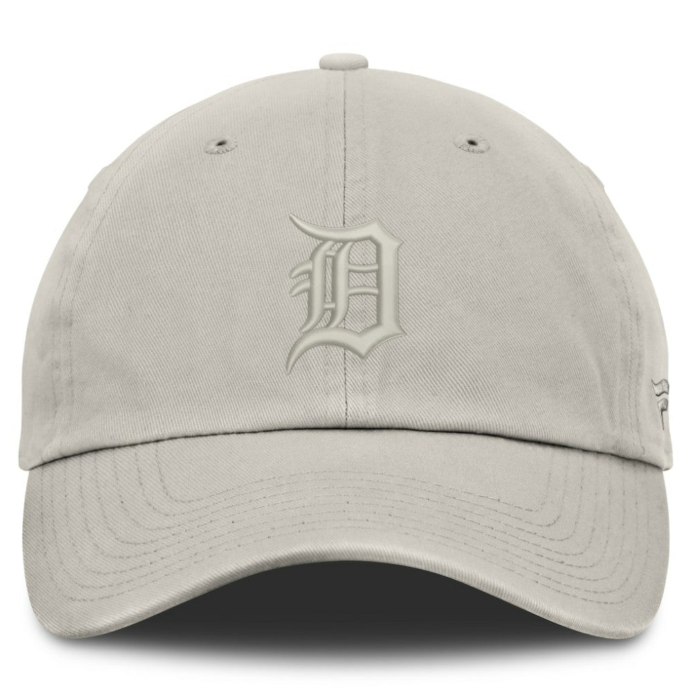 Detroit Tigers Fanatics Tinge Adjustable Hat Lifestyle