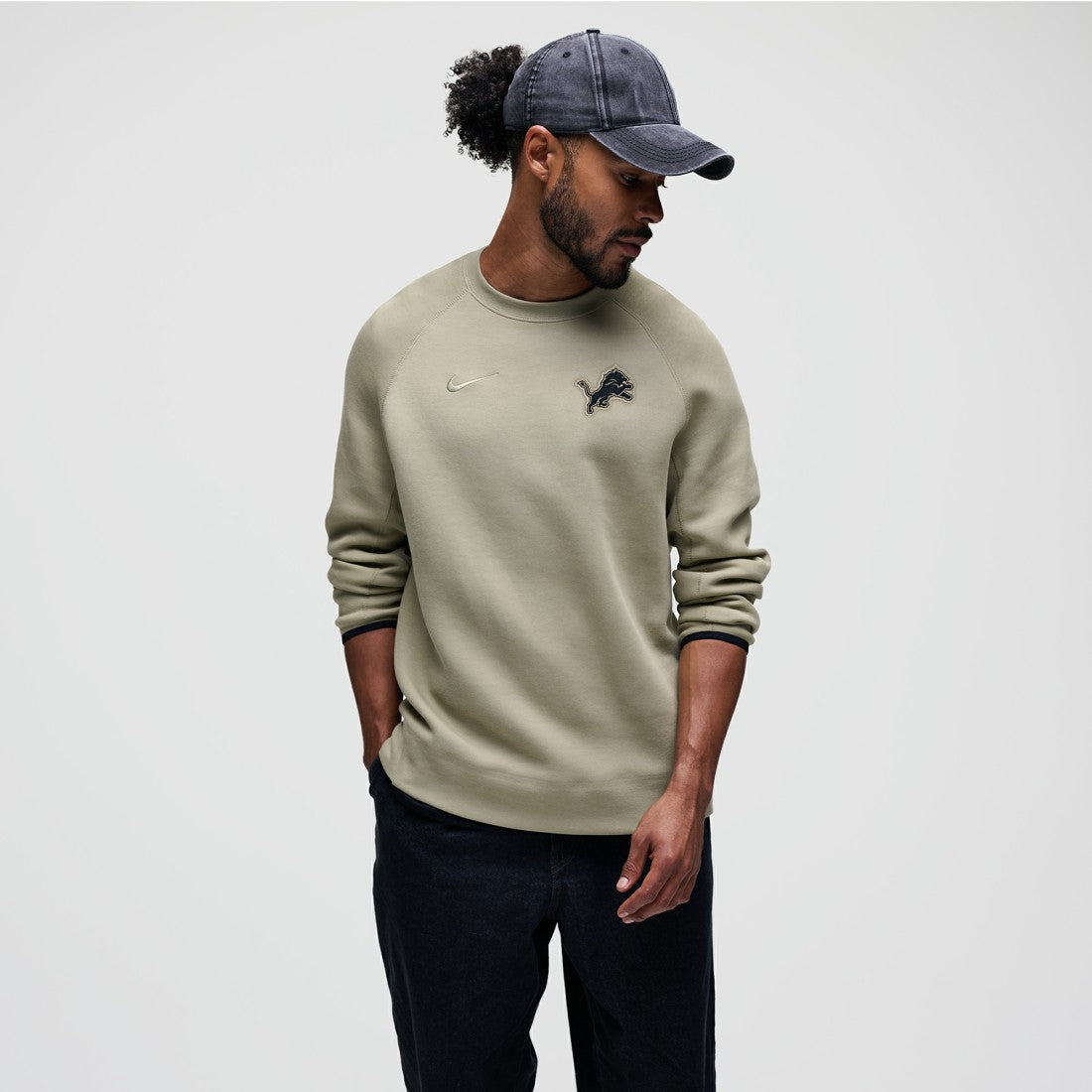 Detroit Lions Tech Fleece Raglan Sweatshirt Olive - Nike
