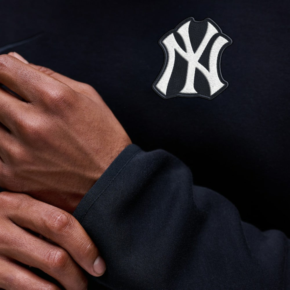 New York Yankees Nike Tech Fleece Raglan Sweatshirt Clearance