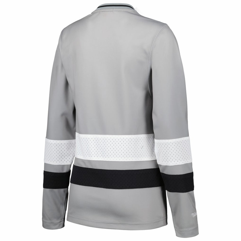 Las Vegas Raiders Women's Big Face 7.0 Long Sleeve Jersey T-Shirt Silver - Mitchell & Ness