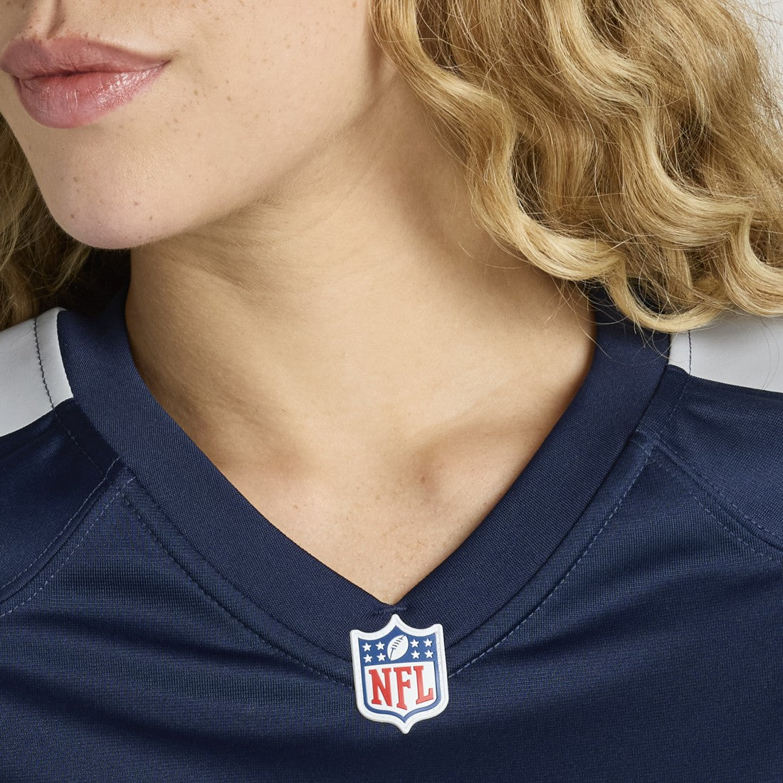 Chris Johnson Tennessee Titans Women's Retired Player Game Jersey - Navy | NFL Jerseys
