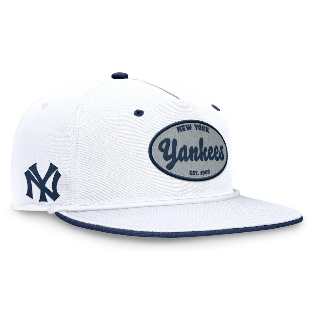 New York Yankees Fanatics Cooperstown Collection Iron Golfer Snapback Hat Lifestyle