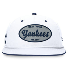 New York Yankees Fanatics Cooperstown Collection Iron Golfer Snapback Hat Lifestyle