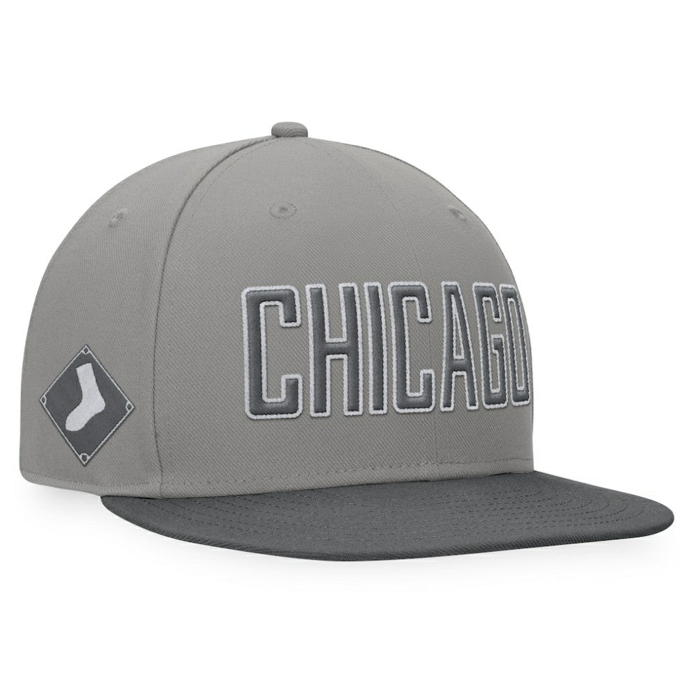 Chicago White Sox Fanatics Dugout Fitted Hat Lifestyle