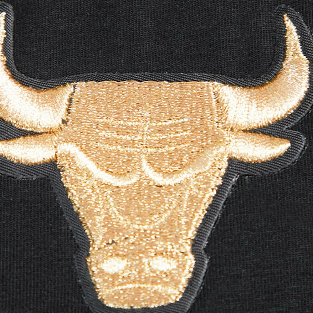 NBA - Chicago Bulls Pro Standard Women's Holiday Glam Boxy T-Shirt - Black