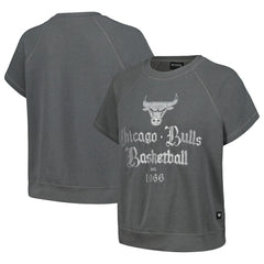 NBA - Chicago Bulls The Wild Collective Women's Embroidered Fleece Raglan Short Sleeve Pullover Sweatshirt - Gray