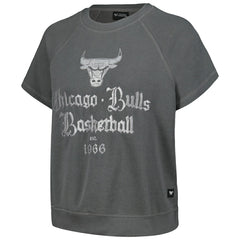 NBA - Chicago Bulls The Wild Collective Women's Embroidered Fleece Raglan Short Sleeve Pullover Sweatshirt - Gray