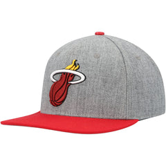 NBA - Miami Heat Pro Standard Classic Logo Two-Tone Snapback Hat - Gray/Red