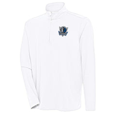 NBA - Dallas Mavericks Antigua Hunk Quarter-Zip Pullover Top - White