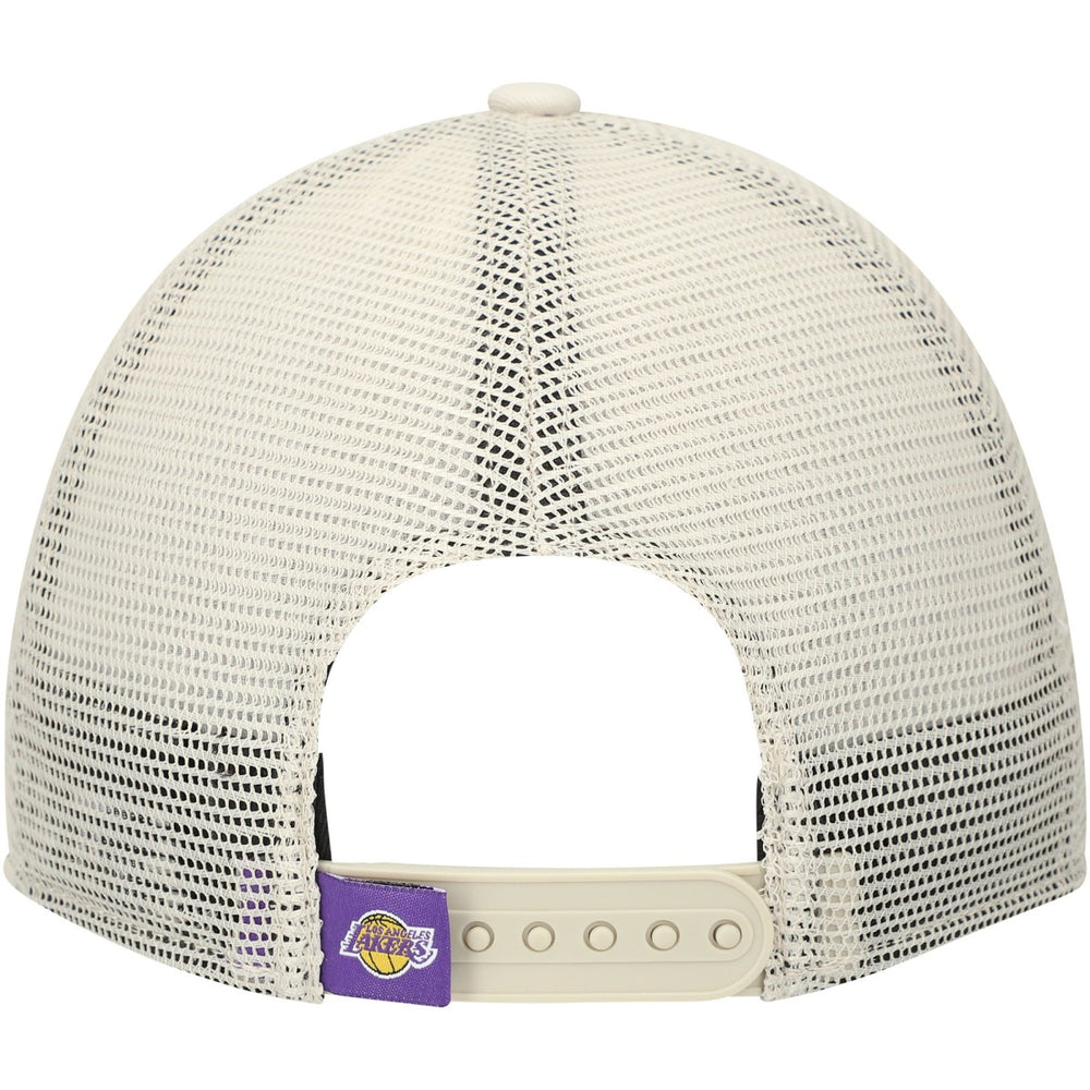 New Era - Los Angeles Lakers Rough Edge Logo Trucker 9TWENTY Adjustable Hat - Cream