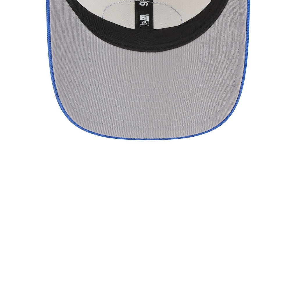 New Era - Dallas Mavericks Throwback Patch Trucker 9FORTY Adjustable Hat - Khaki/Blue