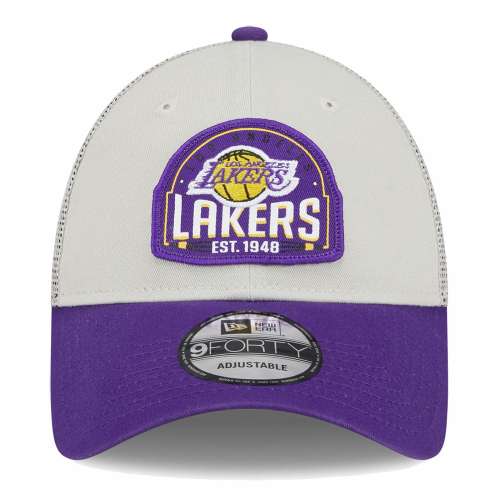 New Era - Los Angeles Lakers Throwback Patch Trucker 9FORTY Adjustable Hat - Khaki/Purple