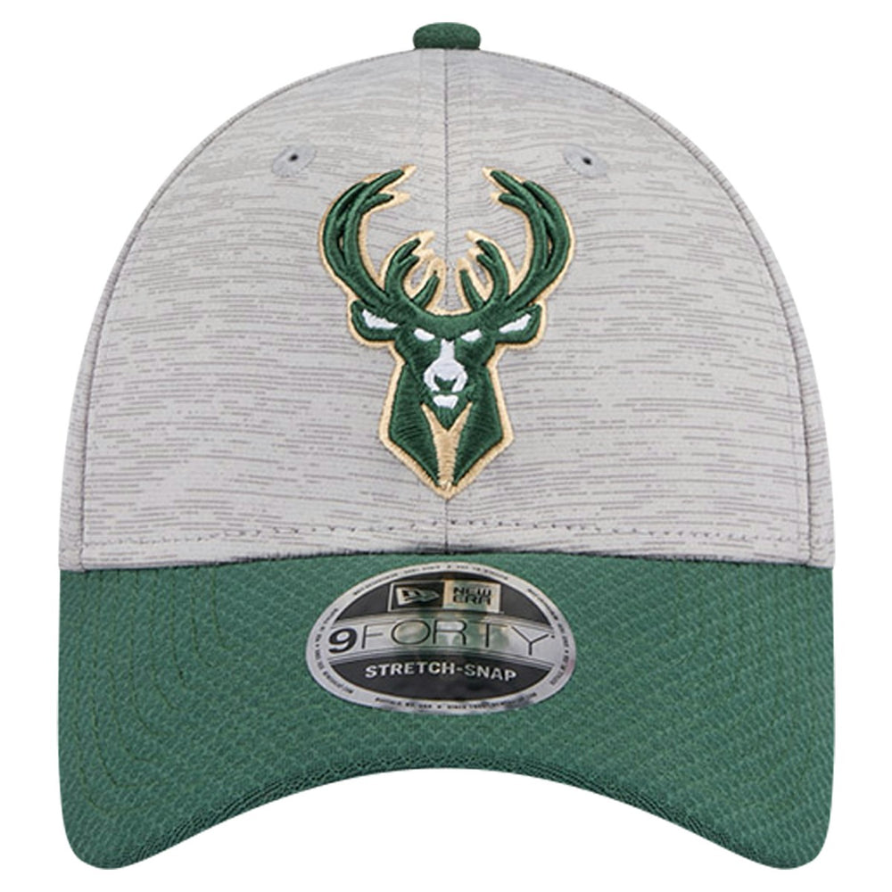 New Era - Milwaukee Bucks Active Digi-Tech Two-Tone 9FORTY Adjustable Hat - Heather Gray/Hunter Green