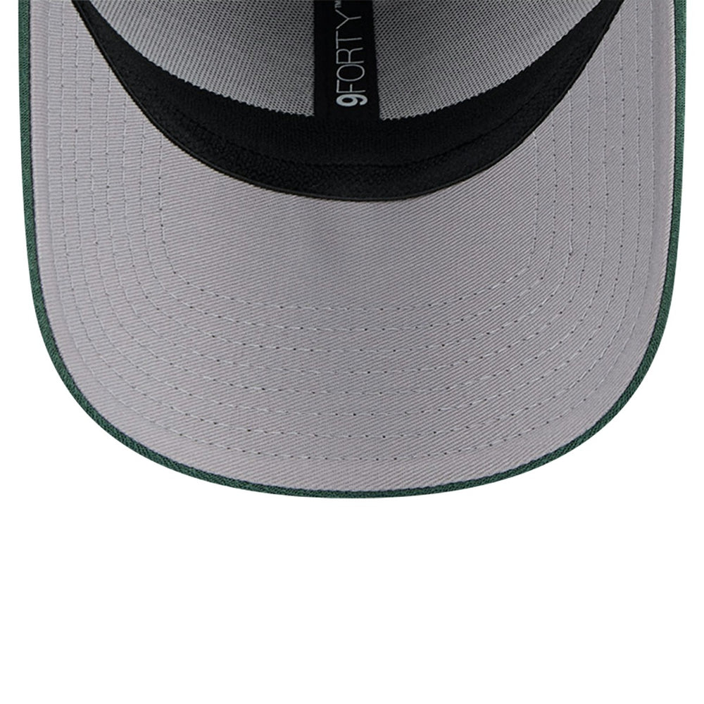 New Era - Milwaukee Bucks Active Digi-Tech Two-Tone 9FORTY Adjustable Hat - Heather Gray/Hunter Green
