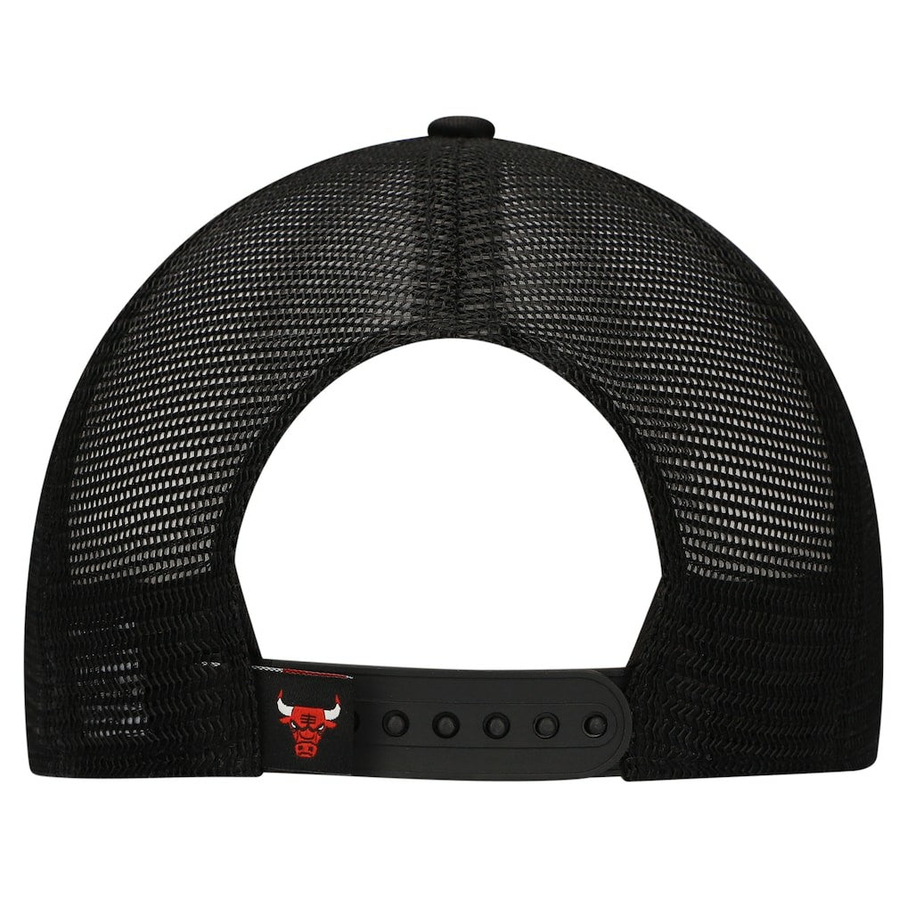 New Era - Chicago Bulls Youth Court Sport Mascot 9FIFTY Snapback Hat - White/Black