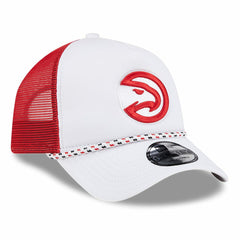 New Era - Atlanta Hawks Court Sport Foam A-Frame 9FORTY Adjustable Trucker Hat - White/Red
