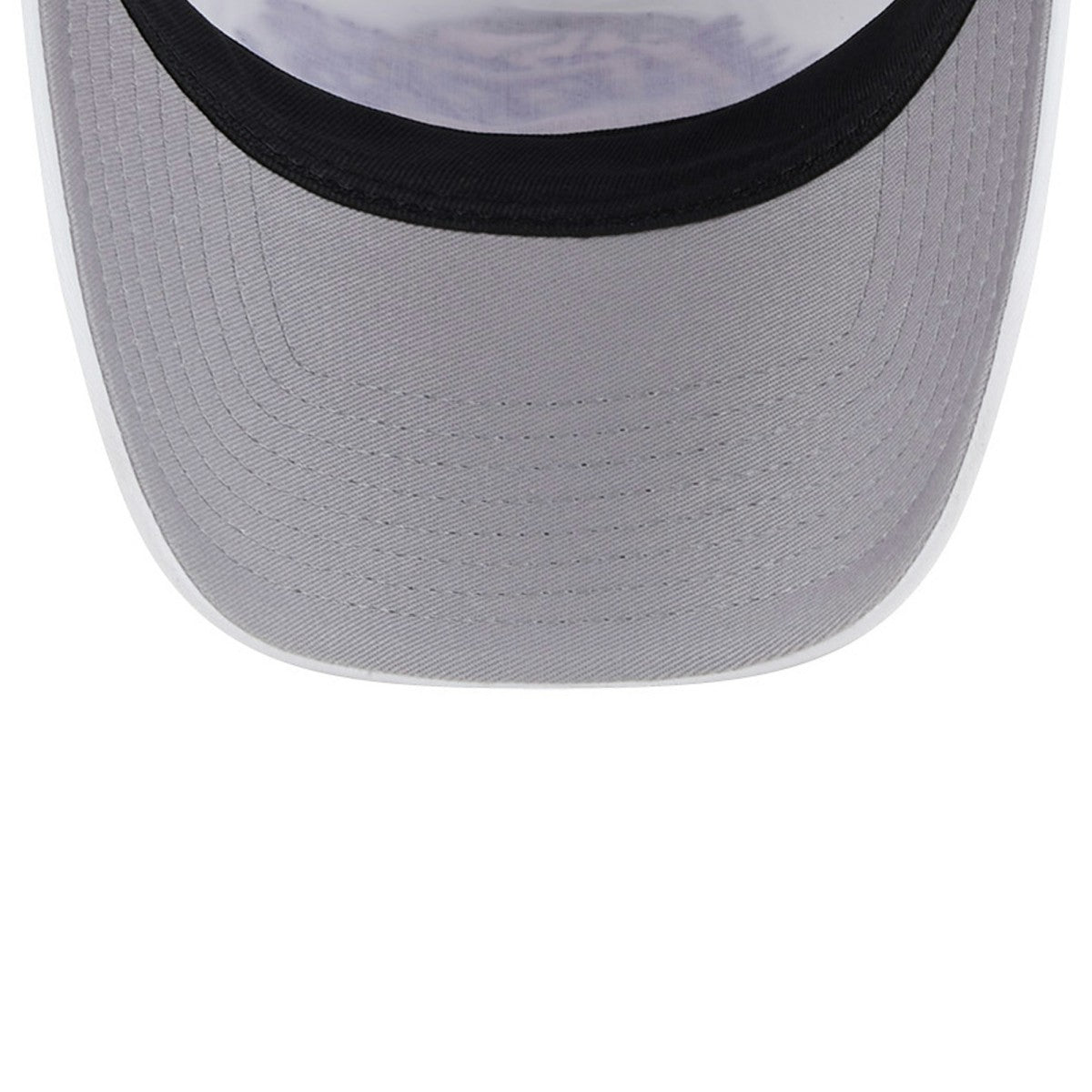 New Era - Los Angeles Lakers Court Sport Foam A-Frame 9FORTY Adjustable Trucker Hat - White/Purple