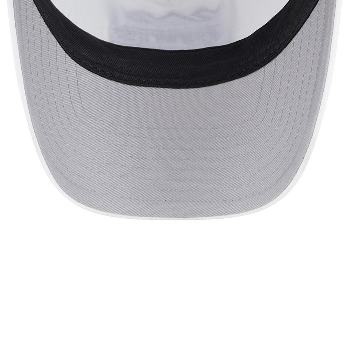 New Era - Sacramento Kings Court Sport Foam A-Frame 9FORTY Adjustable Trucker Hat - White/Black