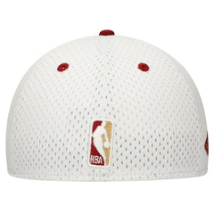 New Era - Cleveland Cavaliers Throwback 2Tone 59FIFTY Fitted Hat - White/Wine