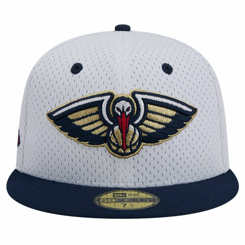 New Era - New Orleans Pelicans Throwback 2Tone 59FIFTY Fitted Hat - White/Navy