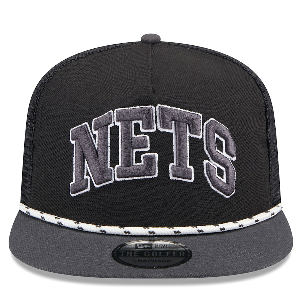 New Era - Brooklyn Nets Throwback Team Arch Golfer Snapback Hat - Black/Charcoal
