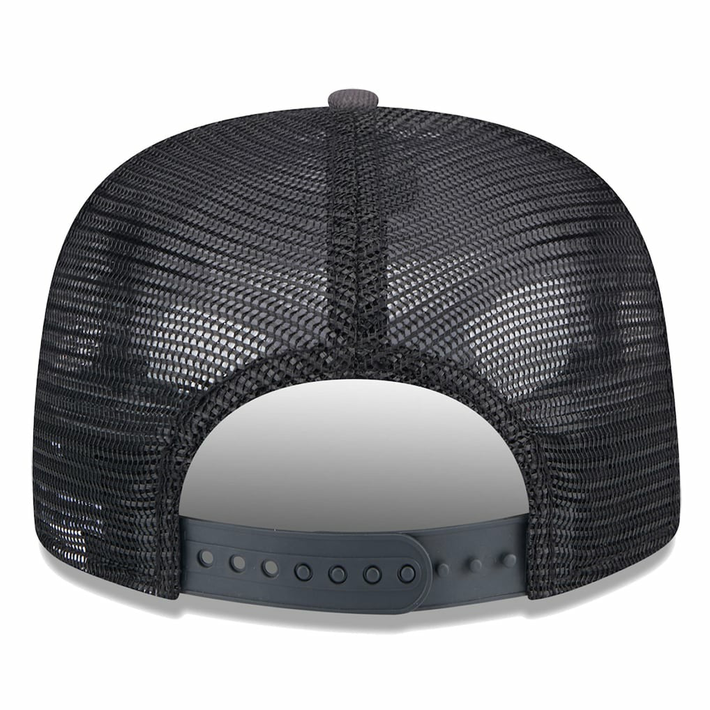 New Era - Brooklyn Nets Throwback Team Arch Golfer Snapback Hat - Black/Charcoal