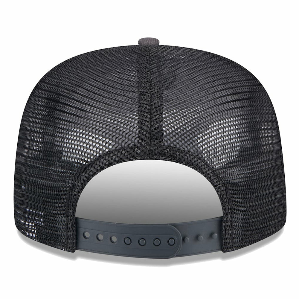 New Era - Brooklyn Nets Throwback Team Arch Golfer Snapback Hat - Black/Charcoal